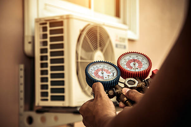 Professional Hvac Installation technician working in Huntsville, OH